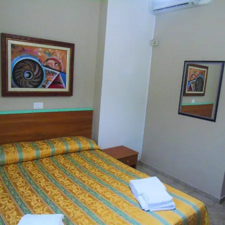 Hotel Zeus Only