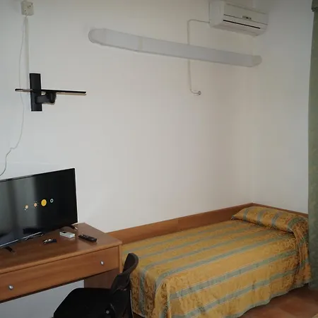 Zeus Only Hotel