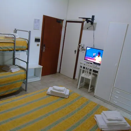Zeus Only Hotel 3*